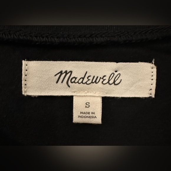 Madewell Woman’s Short Sleeve Top - Size Small - Picture 4 of 5